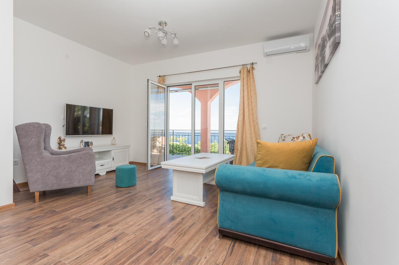 Apartments Natasa Sveti Stefan Ngoại thất bức ảnh
